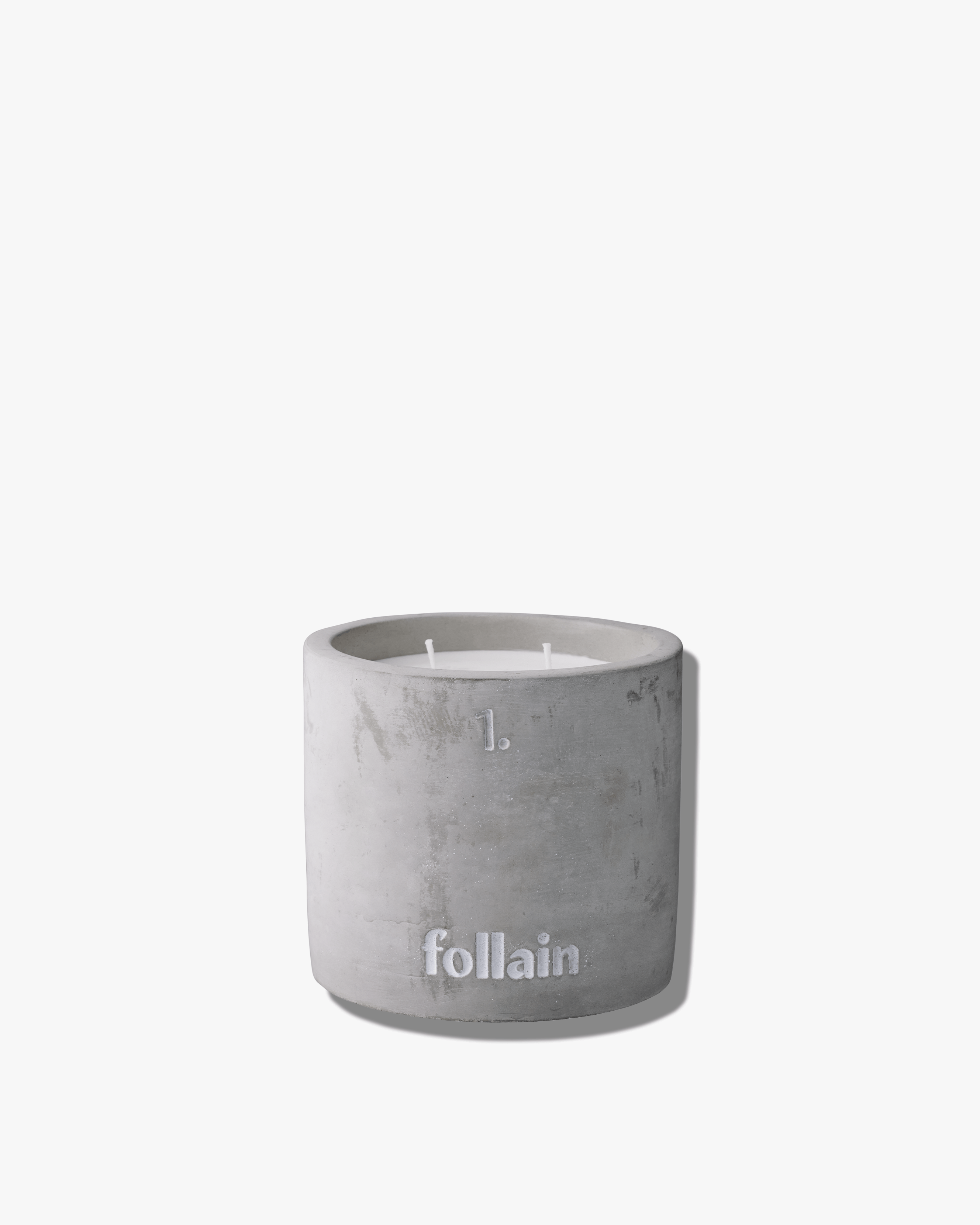 7 Best Non-Toxic Candles 7 https://follain.com/cdn/shop/files/Follain_CandleNo1_01_Follain.png?v=1709183563